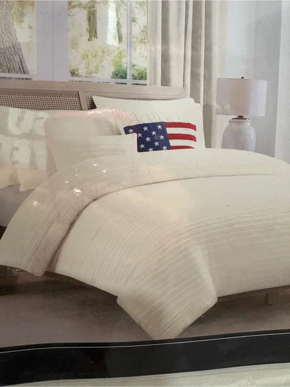 NEW Brooks Brothers Red/White/Blue 100% Cotton Woven Comforter Set- Queen/Full
